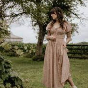 Doen Kaira Maxi Dress in Cream Winter Ditsy (size XXL)